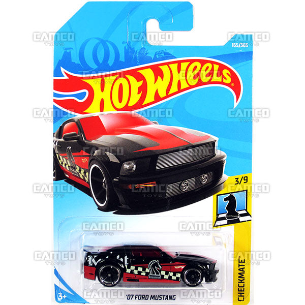 07 Ford Mustang #165 black - 2018 Hot Wheels Hot on Sale